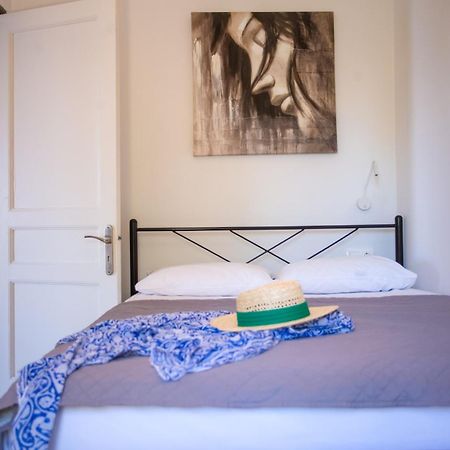Ionian Kaizer Boutique Appartement Achílleion Buitenkant foto