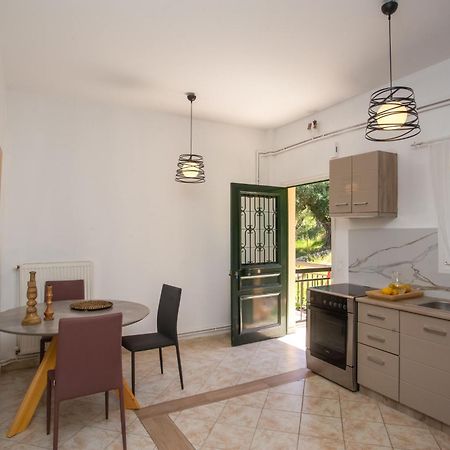 Ionian Kaizer Boutique Appartement Achílleion Buitenkant foto